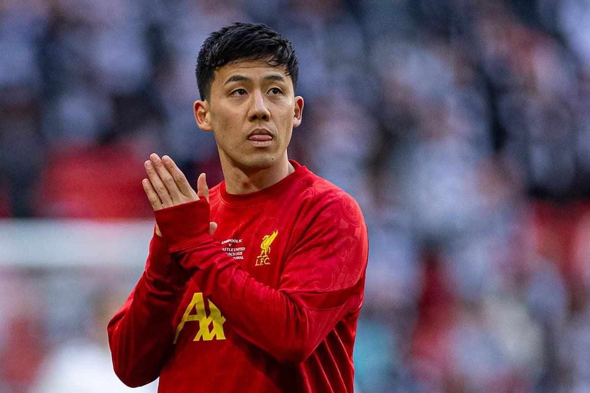 LONDON, ENGLAND - Sunday, March 16, 2025: Liverpool's Wataru Endo during the pre-match warm-up before the Football League Cup Final match between Liverpool FC and Newcastle United FC at Wembley Stadium. Newcastle United won 2-1. (Photo by Harry Murphy/Propaganda)