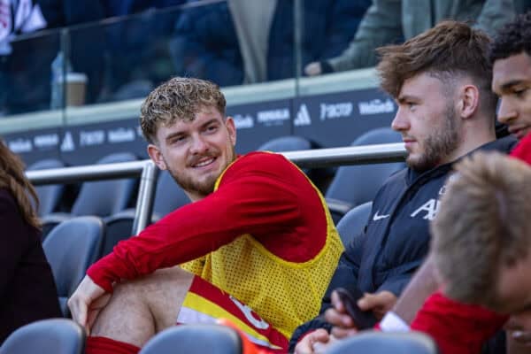 LONDON, ENGLAND - Sunday, April 6, 2025: Liverpool's substitute Harvey Elliott on the bench before the FA Premier League match between Fulham FC and Liverpool FC at Craven Cottage. Fulham won 3-2. (Photo by David Rawcliffe/Propaganda)