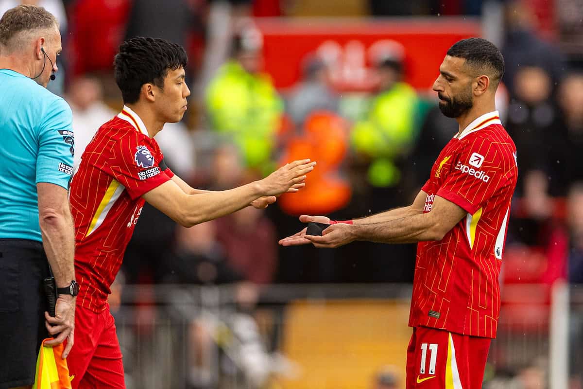 LIVERPOOL, ENGLAND - Sunday, April 13, 2025: Liverpool's Mohamed Salah is substituted for Wataru Endo during the FA Premier League match between Liverpool FC and West Ham United FC at Anfield. Liverpool won 2-1. (Photo by David Rawcliffe/Propaganda)