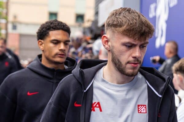 LONDON, ENGLAND - Sunday, May 4, 2025: Liverpool's Conor Bradley arrives before the FA Premier League match between Chelsea FC and Liverpool FC at Stamford Bridge. Chelsea won 3-1. (Photo by David Rawcliffe/Propaganda)