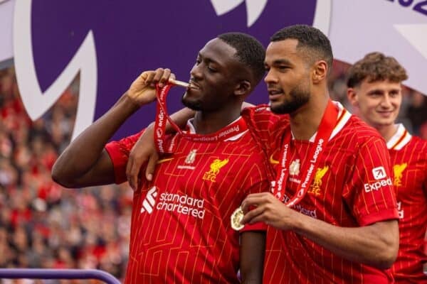 LIVERPOOL, ENGLAND - Sunday, May 25, 2025: Liverpool's Ibrahima Konaté (L) and Cody Gakpo with their winners' medals after the FA Premier League match between Liverpool FC and Crystal Palace FC at Anfield. (Photo by David Rawcliffe/Propaganda)