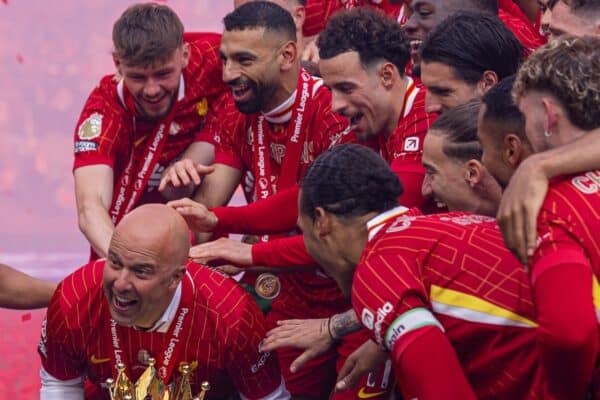 LIVERPOOL, ENGLAND - Sunday, May 25, 2025: Liverpool's head coach Arne Slot lifts the trophy, as the Reds celebrate being crowned Champions for the 20th time, during the FA Premier League match between Liverpool FC and Crystal Palace FC at Anfield. (Photo by David Rawcliffe/Propaganda)