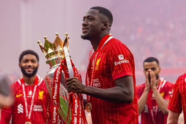 LIVERPOOL, ENGLAND - Sunday, May 25, 2025: Liverpool's Ibrahima Konaté celebrates with the trophy after the FA Premier League match between Liverpool FC and Crystal Palace FC at Anfield. (Photo by David Rawcliffe/Propaganda)