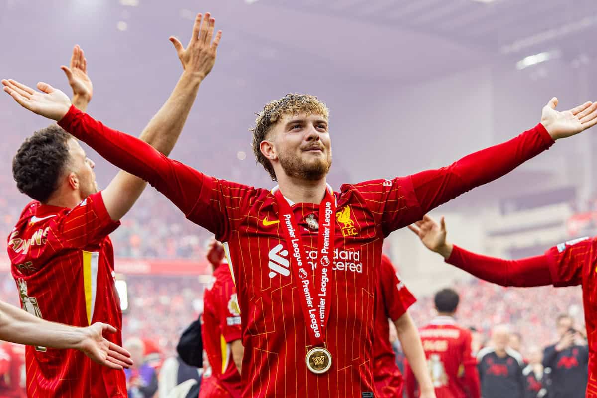 LIVERPOOL, ENGLAND - Sunday, May 25, 2025: Liverpool's Harvey Elliott celebrates after the FA Premier League match between Liverpool FC and Crystal Palace FC at Anfield. (Photo by David Rawcliffe/Propaganda)