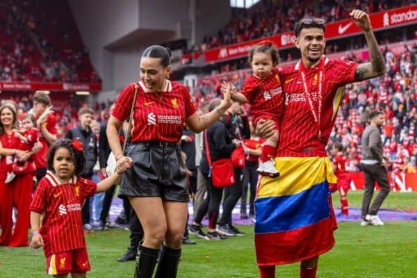 LIVERPOOL, ENGLAND - Sunday, May 25, 2025: Liverpool's Luis Díaz with his partner and Gera Ponce and daughters after the FA Premier League match between Liverpool FC and Crystal Palace FC at Anfield. (Photo by David Rawcliffe/Propaganda)