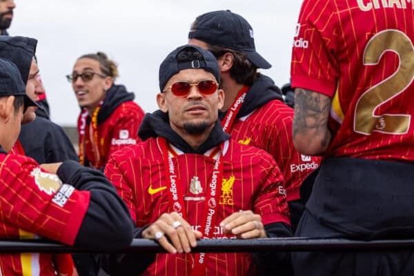 LIVERPOOL, ENGLAND - Monday, May 26, 2025: Liverpool's Luis Díaz during an open top bus parade through the city as the Reds celebrate winning the FA Premier League and becoming Champions of England for the 20th time. (Photo by David Rawcliffe/Propaganda)