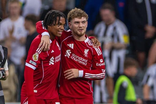 NEWCASTLE-UPON-TYNE, ENGLAND - Monday, August 25, 2025: Liverpool's match-winning goal-scorer Rio Ngumoha (L) celebrates with team-mate Harvey Elliott at the final whistle during the FA Premier League match between Newcastle United FC and Liverpool FC at St James' Park. Liverpool won 3-2. (Photo by David Rawcliffe/Propaganda)