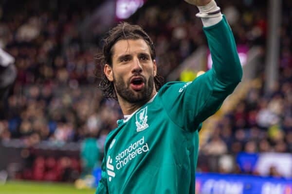 BURNLEY, ENGLAND - Sunday, September 14, 2025: Liverpool's Dominik Szoboszlai celebrate his side's injury-time winning goal during the FA Premier League match between Burnley FC and Liverpool FC at Turf Moor. Liverpool won 1-0. (Photo by David Rawcliffe/Propaganda)