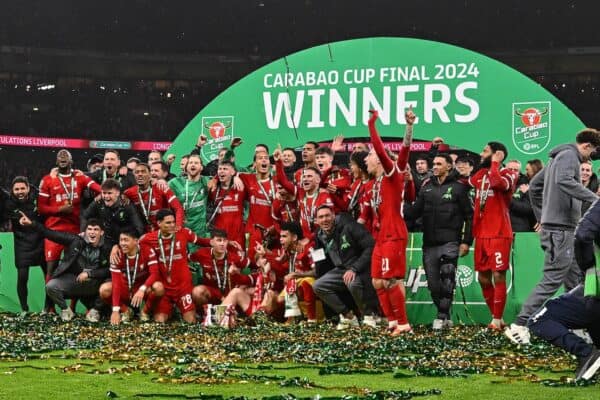 LONDON, ENGLAND - Sunday, February 25, 2024: The Liverpool team celebrate winning the cup after the Football League Cup Final match between Chelsea FC and Liverpool FC at Wembley Stadium. (Photo by Peter Powell/Propaganda)
