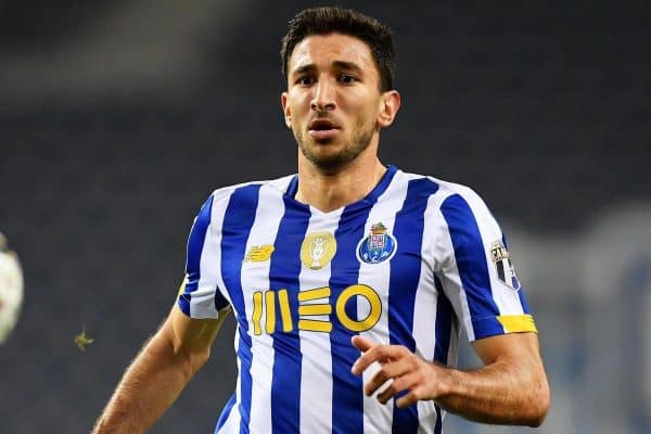 2ECF3YJ Dragao Stadium, Porto, Portugal. 13th Feb, 2021. Portuguese Championship Football, FC Porto versus Boa Vista; Marko Grujic of FC Porto chases the through ball Credit: Action Plus Sports/Alamy Live News