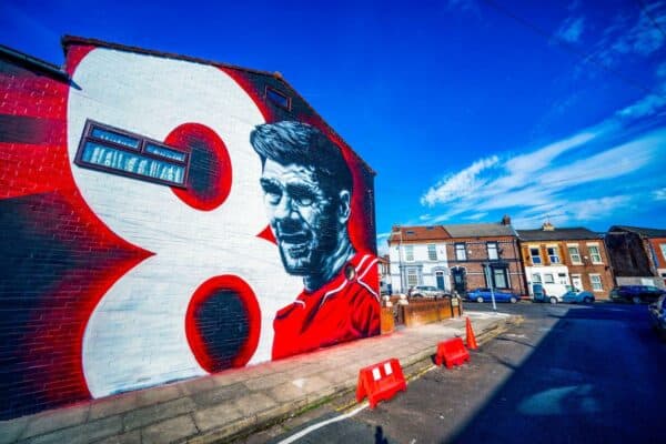 Steven Gerrard mural (PA Images / Alamy Stock Photo)