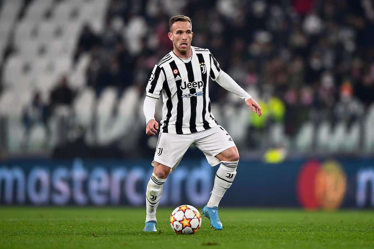 2J08J50 Turin, Italy. 16 March 2022. Arthur Melo of Juventus FC in action during the UEFA Champions League round of sixteen second leg football match between Juventus FC and Villarreal CF. Credit: Nicolo Campo/Alamy Live News