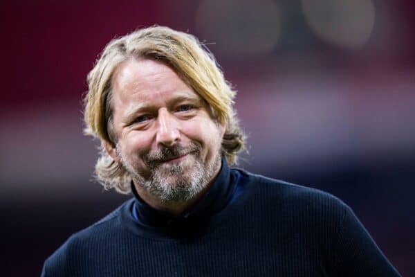 2KDTK8G Stuttgart, Germany. 08th Nov, 2022. Soccer: Bundesliga, VfB Stuttgart - Hertha BSC, Matchday 14, Mercedes-Benz Arena. Stuttgart's sports director Sven Mislintat stands in the stadium before the match. Credit: Tom Weller/dpa - IMPORTANT NOTE: In accordance with the requirements of the DFL Deutsche FuBball Liga and the DFB Deutscher FuBball-Bund, it is prohibited to use or have used photographs taken in the stadium and/or of the match in the form of sequence pictures and/or video-like photo series./dpa/Alamy Live News