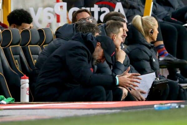 2MY56CK Liverpool manager Jurgen Klopp appears dejected during the Premier League match at Molineux Stadium, Wolverhampton. Picture date: Saturday February 4, 2023.