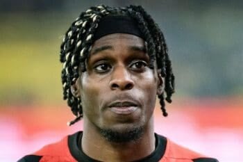 Dortmund, Deutschland. 10th Jan, 2025. Jeremie Frimpong (Bayer 04 Leverkusen, 30) nach seiner Auswechslung ; Dortmund, 10.01.2025 – 16. Spieltag der 1. Fu?ball-Bundesliga, Borussia Dortmund – Bayer 04 Leverkusen, Signal Iduna Park, Dortmund. Die DFL-Besti