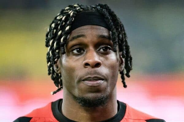 2S48GAR Dortmund, Deutschland. 10th Jan, 2025. Jeremie Frimpong (Bayer 04 Leverkusen, 30) nach seiner Auswechslung ; Dortmund, 10.01.2025 - 16. Spieltag der 1. Fu?ball-Bundesliga, Borussia Dortmund - Bayer 04 Leverkusen, Signal Iduna Park, Dortmund. Die DFL-Bestimmungen verbieten die Verwendung von Fotografien als Bildsequenzen und/oder Quasi-Videos. Credit: dpa/Alamy Live News