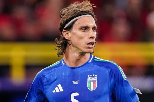 2XCA333 Dortmund, Germany. 15th June 2024. DORTMUND, GERMANY - JUNE 15: Riccardo Calafiori of Italy looks up during the Group B - UEFA EURO 2024 match between Italy and Albania at Signal Iduna Park on June 15, 2024 in Dortmund, Germany. (Photo by Joris Verwijst/BSR Agency) Credit: BSR Agency/Alamy Live News Credit: BSR Agency/Alamy Live News