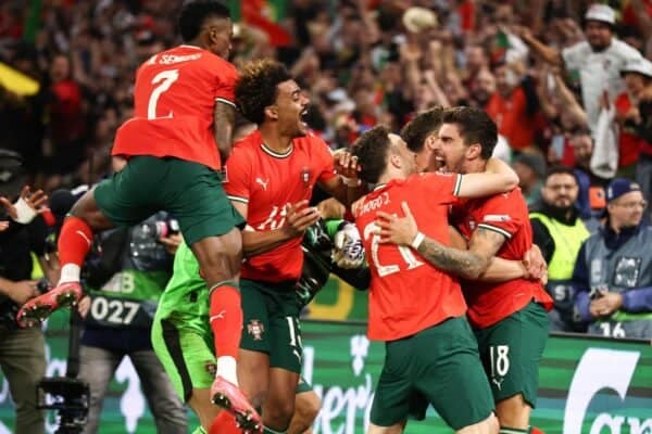 Diogo Costa of Portugal is mobbed by Nelson Semedo of Portugal, Renato Veiga of Portugal, Diogo Jota of Portugal , Ruben Neves of Portugal  after the penalty shootout of the UEFA Nations League 2025 final match between Portugal and Spain at Munich Football Arena on June 08, 2025 in Munich, Germany.  © diebilderwelt / Alamy Live News