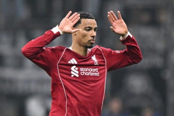FRANKFURT AM MAIN, GERMANY - OCTOBER 22: Hugo Ekitike of Liverpool celebrates scoring his team's first goal and apologises to fans of his former club, during the UEFA Champions League 2025/26 League Phase MD3 match between Eintracht Frankfurt and Liverpool FC at Frankfurt Stadion on October 22, 2025 in Frankfurt am Main, Germany. (Photo by Oliver Hardt - UEFA/UEFA via Getty Images)