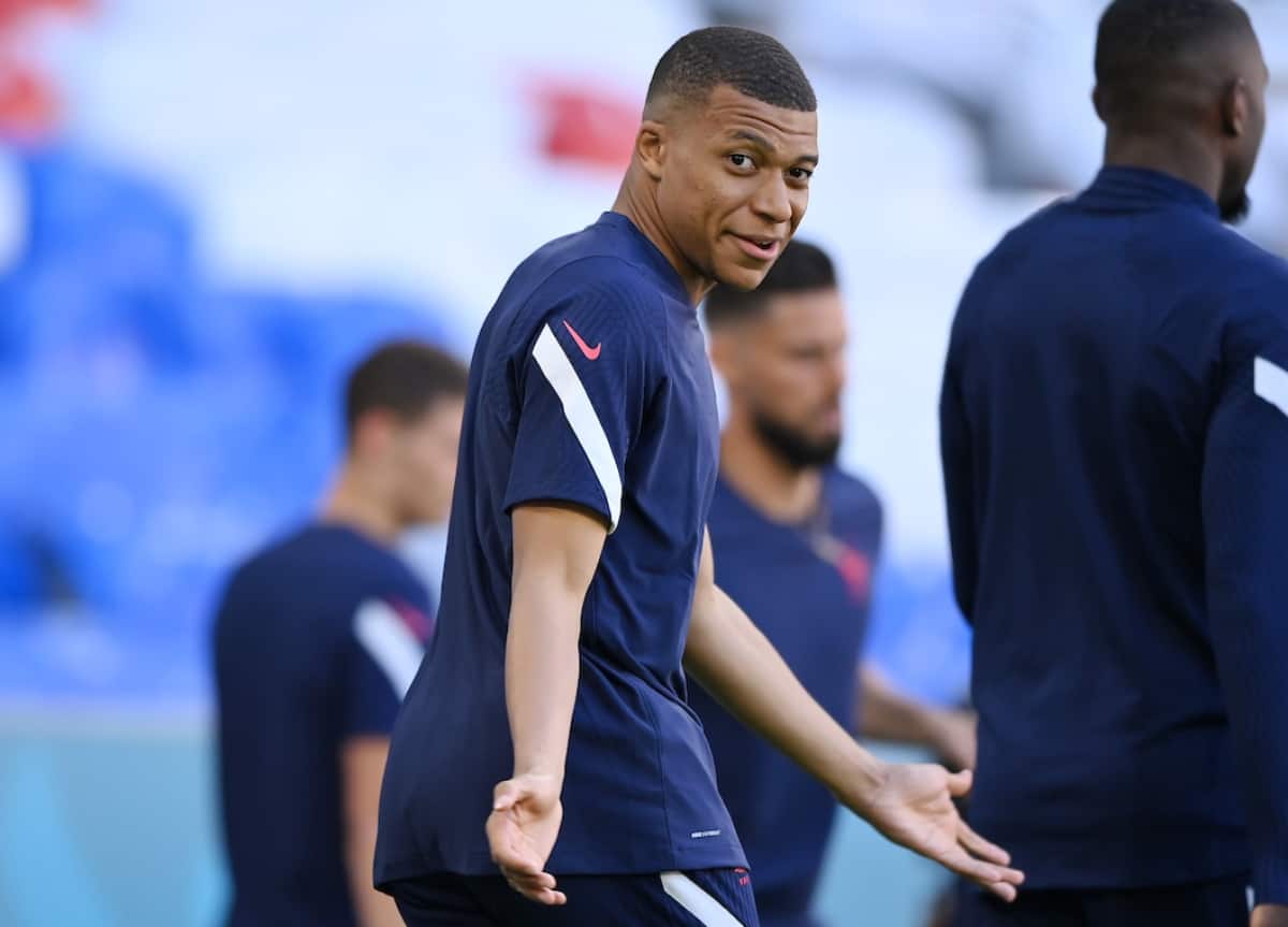 Liverpool 'enquire about availability of Kylian Mbappe' - Liverpool FC -  This Is Anfield