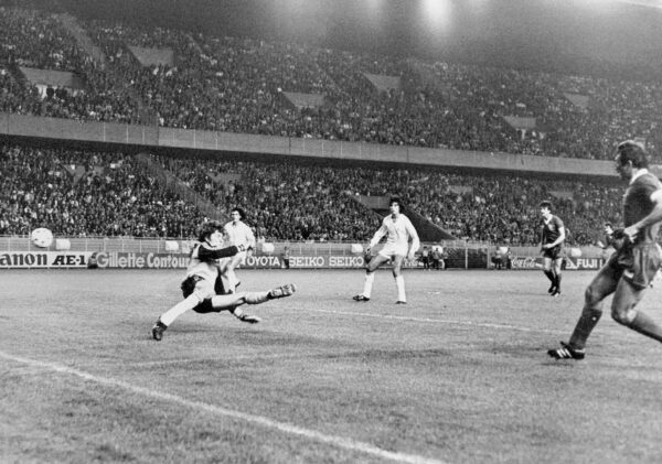 1981 European Cup Final, Paris - Alan Kennedy scores winning goal( PA Images / Alamy Stock Photo)