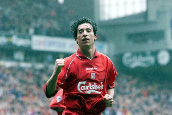 2001: Robbie Fowler celebrates vs. Man United