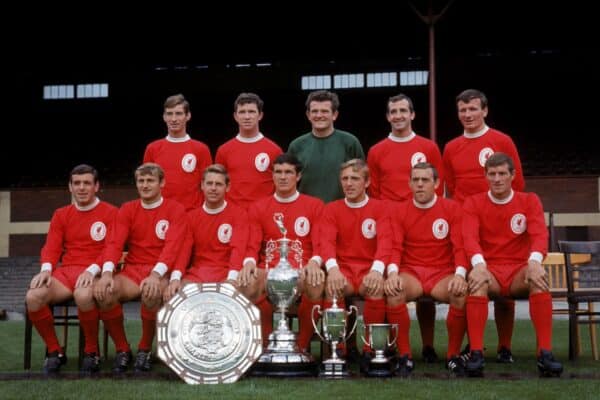 GBYR49 Soccer - Football League Division One - Liverpool Photocall. Squad photo: 1966/67 Back row: Geoff Strong, Chris Lawler, Tommy Lawrence, Gerry Byrne, Tommy Smith. Front row: Ian Callaghan, Roger Hunt, Gordon Milne, Ron Yeats, Peter Thompson, Ian St John, Willie Stevenson