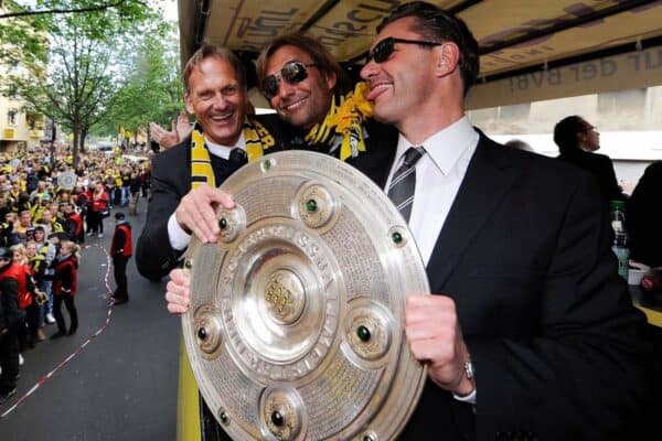 15.05.2011, City, Dortmund, GER, 1.FBL, Borussia Dortmund Autocorso Deutscher Meiser 2011, im Bild Geschäftsführer WATZKE, Trainer KLOPP und Manager Michael ZORC mit Meisterschale  //   German 1.Liga Football ,  Borussia Dortmund , Dortmund, 15/05/2011 . EXPA Pictures © 2011, PhotoCredit: EXPA/ nph/  Conny Kurth       ****** out of GER / SWE / CRO  / BEL ******