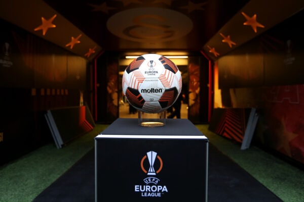 ISTANBUL, TURKEY - FEBRUARY 15: A detailed view of the Molten Europa League match ball on a plinth prior to the UEFA Europa League 2023/24 round of 16 first leg match between Galatasaray A.S. and AC Sparta Praha at Ali Sami Yen Arena on February 15, 2024 in Istanbul, Turkey. (Photo by Ahmad Mora - UEFA/UEFA via Getty Images)