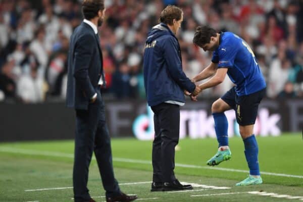 LONDON, ENGLAND - JULY 11: Federico Chiesa of Italy interacts with Roberto Mancini, Head Coach of Italy after he is substituted during the UEFA Euro 2020 Championship Final between Italy and England at Wembley Stadium on July 11, 2021 in London, England. (Photo by Michael Regan - UEFA)