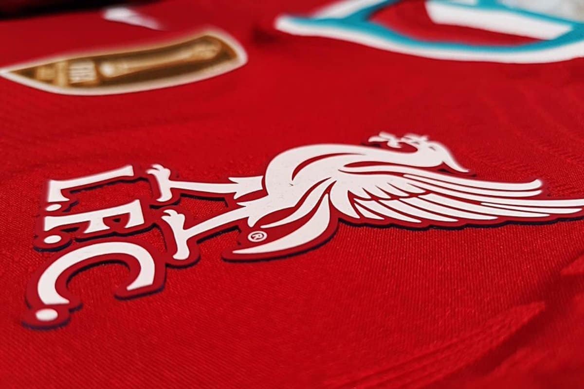 nike liverpool football kit