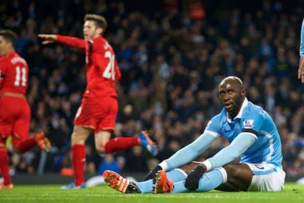 MANCHESTER, ENGLAND - Saturday, November 21, 2015: Manchester City's Eliaquim Mangala looks dejected as Liverpool score the third goal during the Premier League match at the City of Manchester Stadium. (Pic by David Rawcliffe/Propaganda)