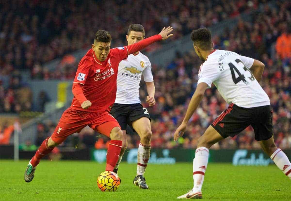LIVERPOOL, ENGLAND - Sunday, January 17, 2016: Liverpool's Roberto Firmino in action against Manchester United during the Premier League match at Anfield. (Pic by David Rawcliffe/Propaganda)