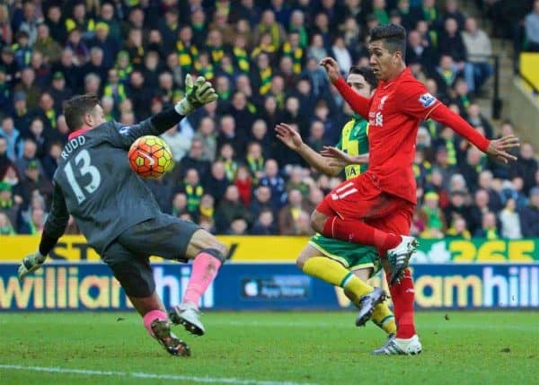 NORWICH, ENGLAND - Friday, January 22, 2016: Liverpool's Roberto Firmino scores the third goal against Norwich City during the Premiership match at Carrow Road. (Pic by David Rawcliffe/Propaganda)