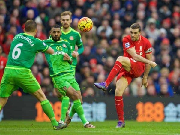 LIVERPOOL, ENGLAND - Saturday, February 6, 2016: Liverpool's captain Jordan Henderson in action against Sunderland during the Premier League match at Anfield. (Pic by David Rawcliffe/Propaganda)