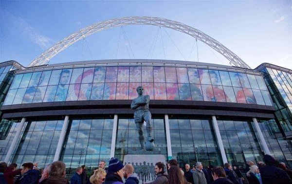 LONDON, ENGLAND - Sunday, February 28, 2016: The Bobby Moore statue before the Football League Cup Final match between Liverpool and Manchester City at Wembley Stadium. (Pic by David Rawcliffe/Propaganda)