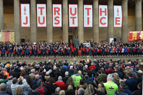 LIVERPOOL, ENGLAND - Wednesday, April 27, 2016: Thousands of people gather outside Liverpool's St George's Hall in remembrance of the 96 victims who died at the Hillsborough disaster, a day after after a two-year long inquest court delivered a verdict of unlawful killing. (Pic by Propaganda)