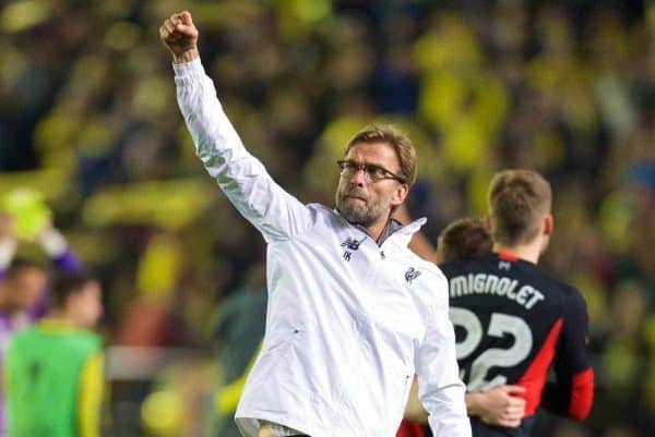 VILLRREAL, SPAIN - Thursday, April 28, 2016: Liverpool's manager J¸rgen Klopp salutes the travelling supporters after the injury-time 1-0 defeat at the hands of Villarreal CF during the UEFA Europa League Semi-Final 1st Leg match at Estadio El Madrigal. (Pic by David Rawcliffe/Propaganda)