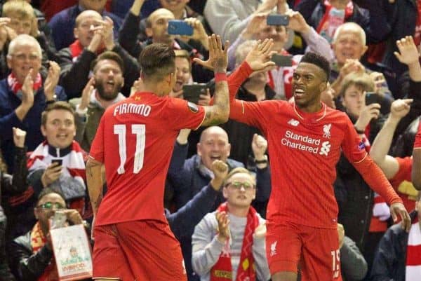 LIVERPOOL, INGLATERRA - Jueves, 5 de mayo de 2016: Daniel Sturridge del Liverpool celebra marcar el segundo gol contra el Villarreal durante el partido de vuelta de semifinales de la UEFA Europa League en Anfield.  (Foto de David Rawcliffe/Propaganda)