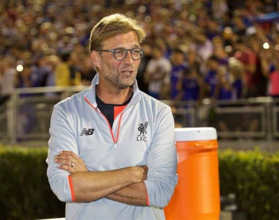 PASADENA, USA - Wednesday, July 27, 2016: Liverpool's manager Jürgen Klopp during the International Champions Cup 2016 game against Chelsea on day seven of the club's USA Pre-season Tour at the Rose Bowl. (Pic by David Rawcliffe/Propaganda)