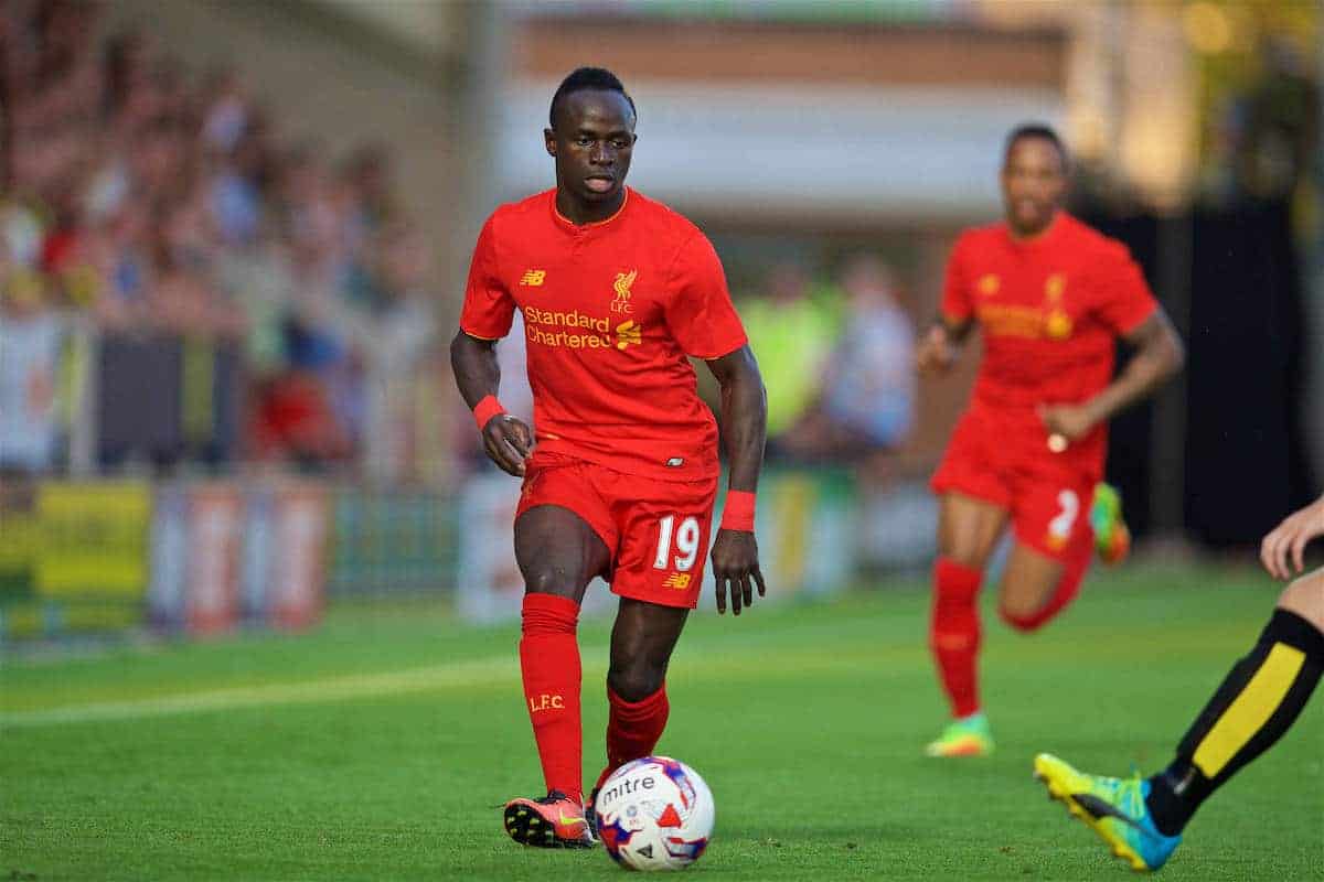 BURTON-UPON-TRENT, ENGLAND - Tuesday, August 23, 2016: Liverpool's Sadio Mane in action against Burton Albion during the Football League Cup 2nd Round match at the Pirelli Stadium. (Pic by David Rawcliffe/Propaganda)