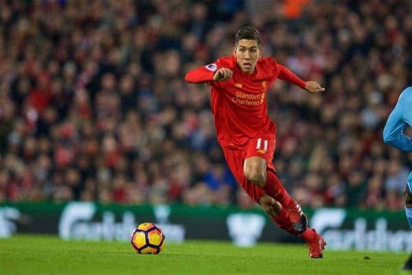 LIVERPOOL, ENGLAND - Tuesday, December 27, 2016: Liverpool's Roberto Firmino in action against Stoke City during the FA Premier League match at Anfield. (Pic by David Rawcliffe/Propaganda)