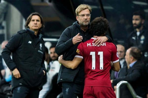 NEWCASTLE-UPON-TYNE, ENGLAND - Sunday, October 1, 2017: Liverpool Manager Jürgen Klopp hugs Mohamed Salah as he leaves the pitch following his substitution during the FA Premier League match between Newcastle United and Liverpool at St. James' Park. (Pic by Paul Greenwood/Propaganda)