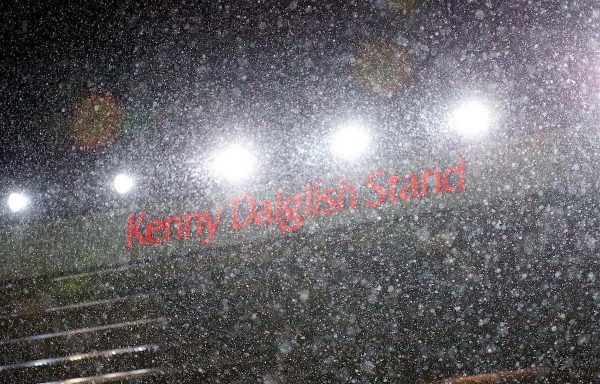 Snow, Anfield, Dalglish Stand(Pic by David Rawcliffe/Propaganda)