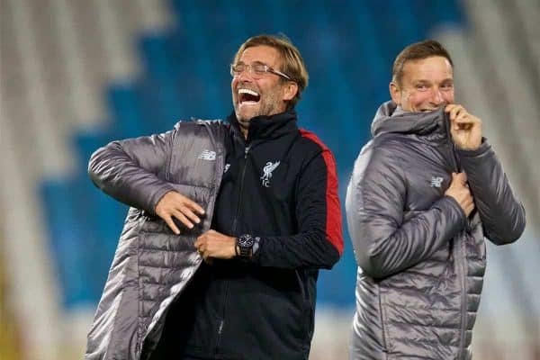 BELGRADE, SERBIA - Monday, November 5, 2018: Liverpool's manager J¸rgen Klopp (L) and first-team development coach Pepijn Lijnders (R) during a training session ahead of the UEFA Champions League Group C match between FK Crvena zvezda (Red Star Belgrade) and Liverpool FC at Stadion Rajko Miti?. (Pic by David Rawcliffe/Propaganda)