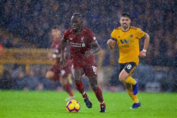 WOLVERHAMPTON, ENGLAND - Friday, December 21, 2018: Liverpool's Sadio Mane battles through the rain during the FA Premier League match between Wolverhampton Wanderers FC and Liverpool FC at Molineux Stadium. (Pic by David Rawcliffe/Propaganda)