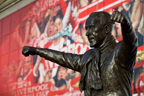 LIVERPOOL, ENGLAND - Boxing Day, Wednesday, December 26, 2018: A bronze statue of Bill Shankly, pictured before the FA Premier League match between Liverpool FC and Newcastle United FC at Anfield. (Pic by David Rawcliffe/Propaganda)