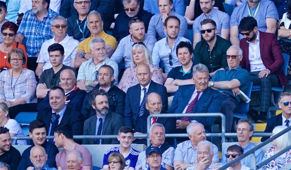 CARDIFF, WALES - Saturday, April 20, 2019: Former Liverpool player John Toshack watches with his son Cameron along with LFC's chief executive officer Peter Moore and actor Michael Sheen during the FA Premier League match between Cardiff City FC and Liverpool FC at the Cardiff City Stadium. (Pic by David Rawcliffe/Propaganda)