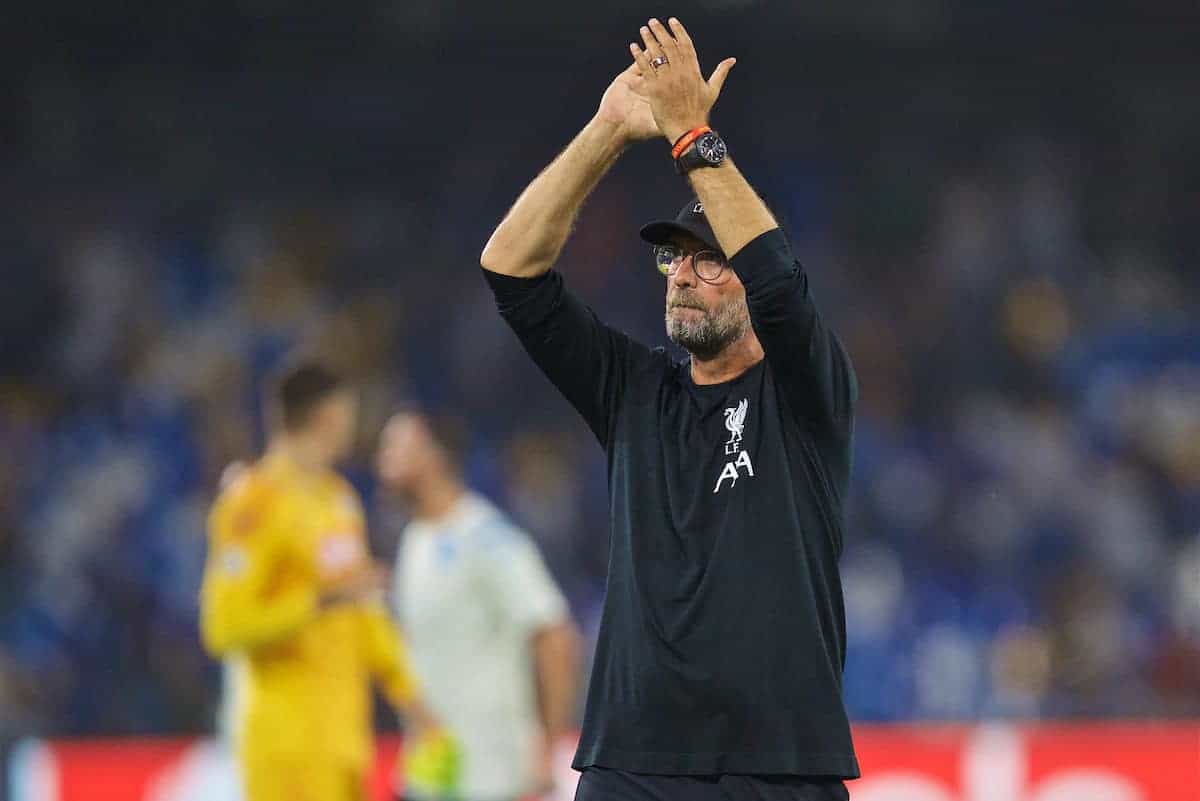 NAPLES, ITALY - Tuesday, September 17, 2019: Liverpool's manager Jürgen Klopp applauds the supporters after the UEFA Champions League Group E match between SSC Napoli and Liverpool FC at the Studio San Paolo. Napoli won 2-0. (Pic by David Rawcliffe/Propaganda)