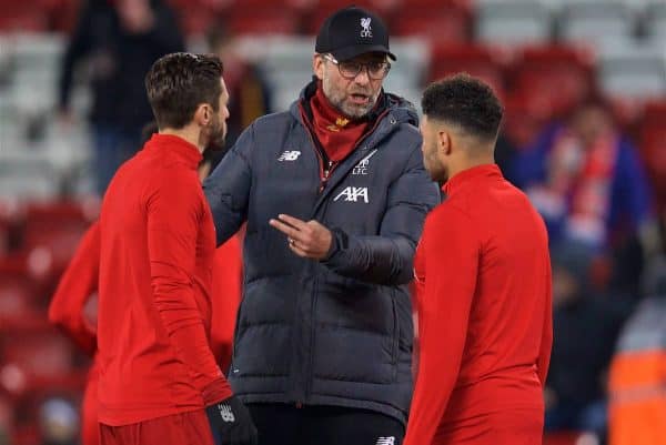 LIVERPOOL, ENGLAND - Wednesday, October 30, 2019: Liverpool's manager Jürgen Klopp has an animated conversation with Adam Lallana (L) and Alex Oxlade-Chamberlain (R) during the pre-match warm-up before the Football League Cup 4th Round match between Liverpool FC and Arsenal FC at Anfield. (Pic by David Rawcliffe/Propaganda)